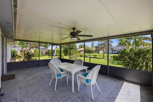 5053 N Saint John Ave Avenue N, Boynton Beach, FL 33472