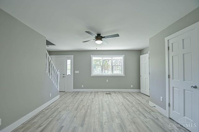 1950 W Taylor School Road, Milford Twp, OH 45013