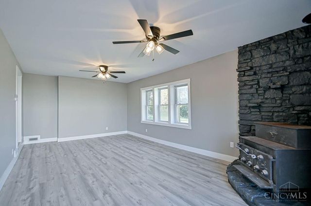 1950 W Taylor School Road, Milford Twp, OH 45013