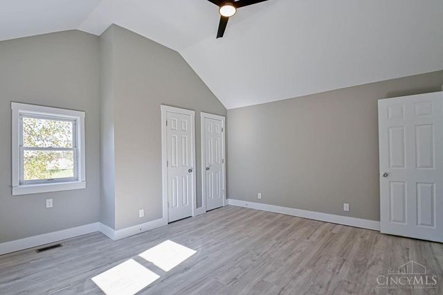 1950 W Taylor School Road, Milford Twp, OH 45013