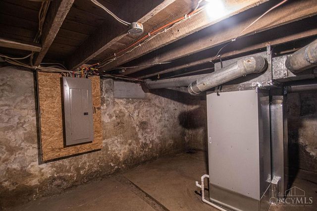 1950 W Taylor School Road, Milford Twp, OH 45013