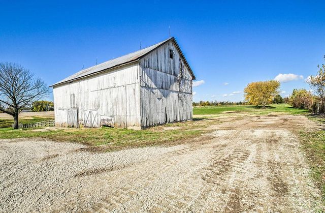 1950 W Taylor School Road, Milford Twp, OH 45013