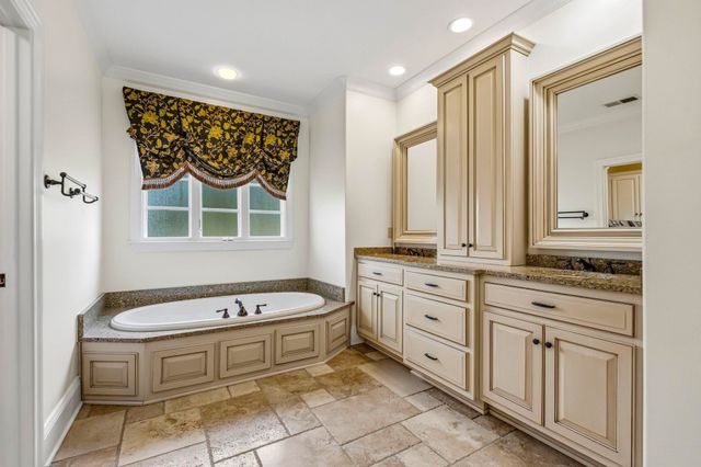 25 WINDY OAKS CV, Piperton, TN 38017