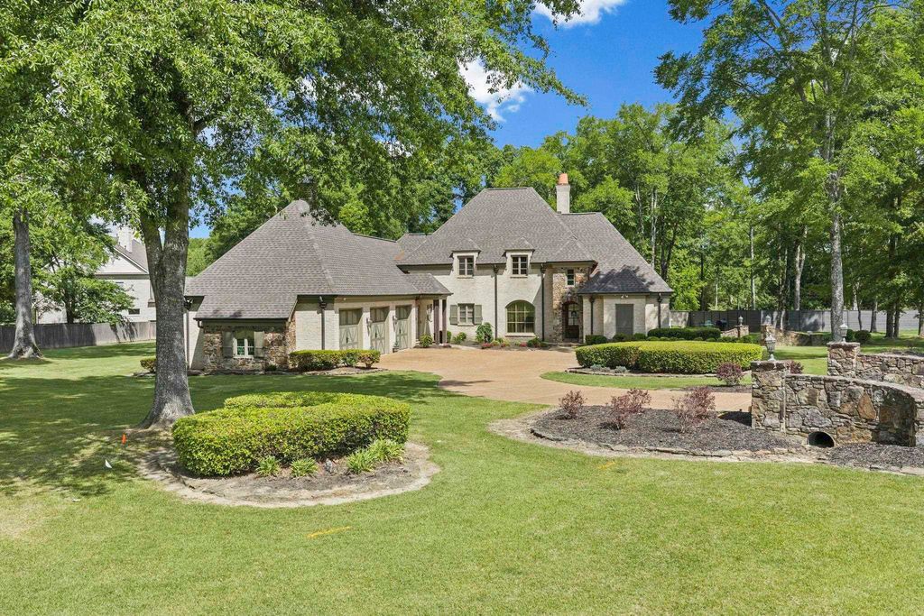 25 WINDY OAKS CV, Piperton, TN 38017