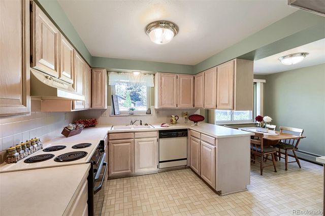 2900 Quail Street, Lakewood, CO 80215