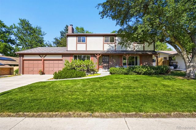 2900 Quail Street, Lakewood, CO 80215