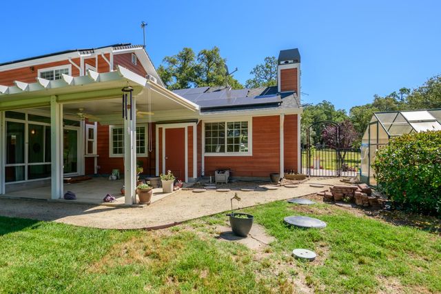 1520 Golf Way, Placerville, CA 95667