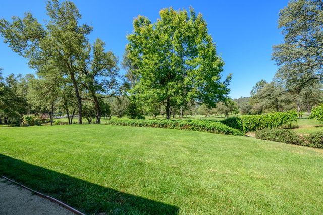 1520 Golf Way, Placerville, CA 95667