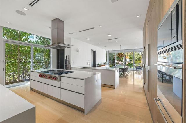 410 Golden Beach Dr, Golden Beach, FL 33160