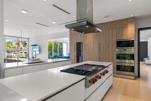 410 Golden Beach Dr, Golden Beach, FL 33160