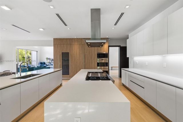 410 Golden Beach Dr, Golden Beach, FL 33160