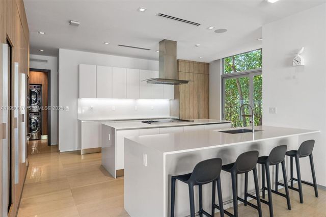 410 Golden Beach Dr, Golden Beach, FL 33160