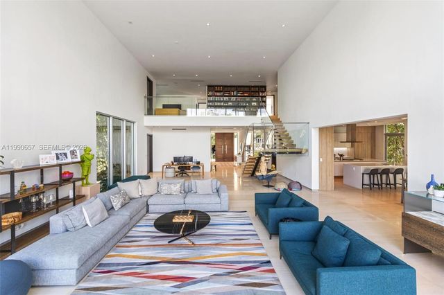 410 Golden Beach Dr, Golden Beach, FL 33160