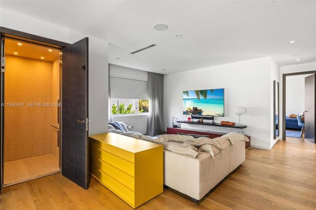 410 Golden Beach Dr, Golden Beach, FL 33160