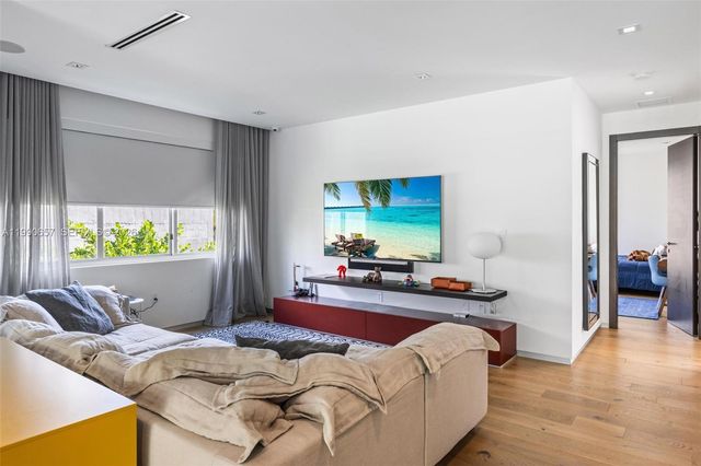 410 Golden Beach Dr, Golden Beach, FL 33160