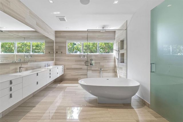 410 Golden Beach Dr, Golden Beach, FL 33160