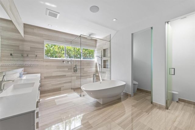 410 Golden Beach Dr, Golden Beach, FL 33160