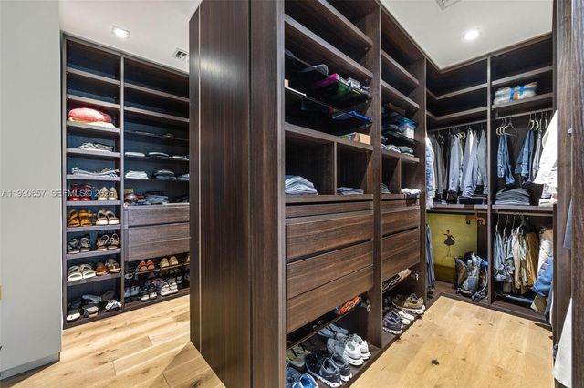 410 Golden Beach Dr, Golden Beach, FL 33160