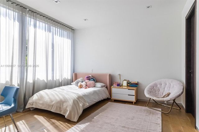 410 Golden Beach Dr, Golden Beach, FL 33160