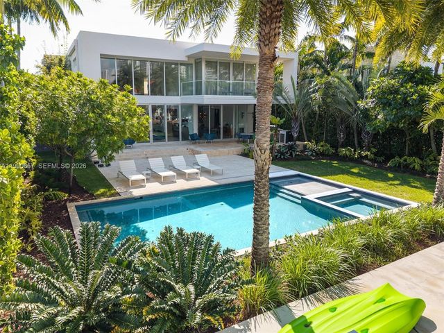 410 Golden Beach Dr, Golden Beach, FL 33160