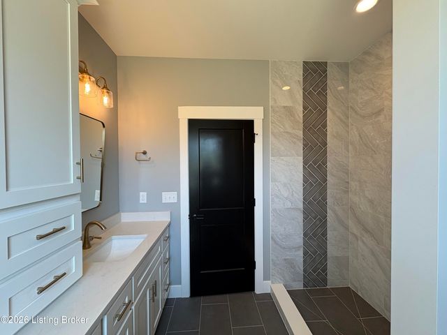 243 Sweet Grass Ct, Hodgenville, KY 42748