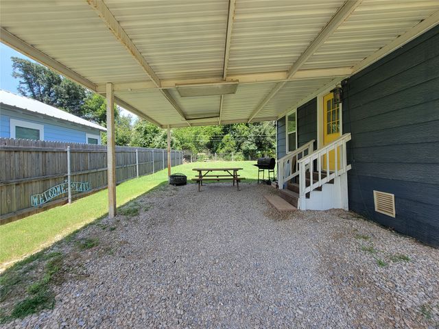 6601 Six J Court, Granbury, TX 76049