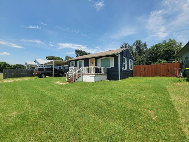 6601 Six J Court, Granbury, TX 76049