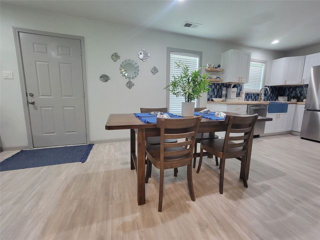 6601 Six J Court, Granbury, TX 76049