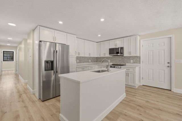 35 Ashumet Road 5B, Mashpee, MA 02649