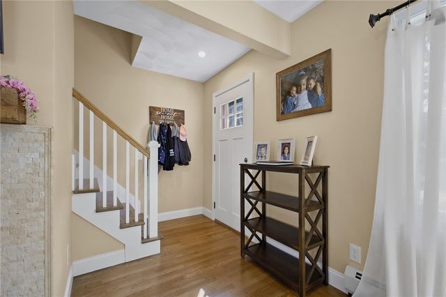 10 Willington Road, Pawtucket, RI 02861