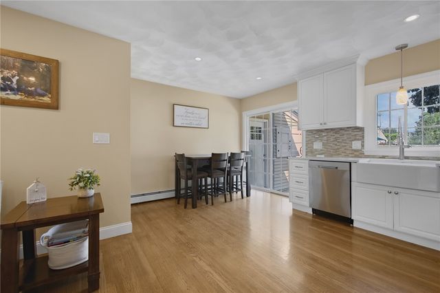 10 Willington Road, Pawtucket, RI 02861