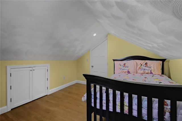 10 Willington Road, Pawtucket, RI 02861
