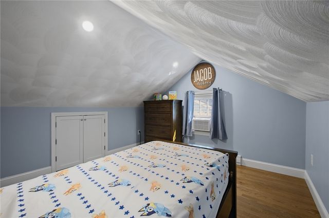 10 Willington Road, Pawtucket, RI 02861
