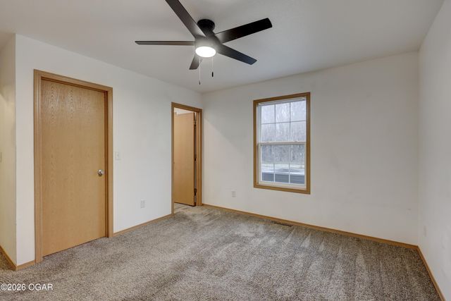 609 S Arch Street, Carterville, MO 64835