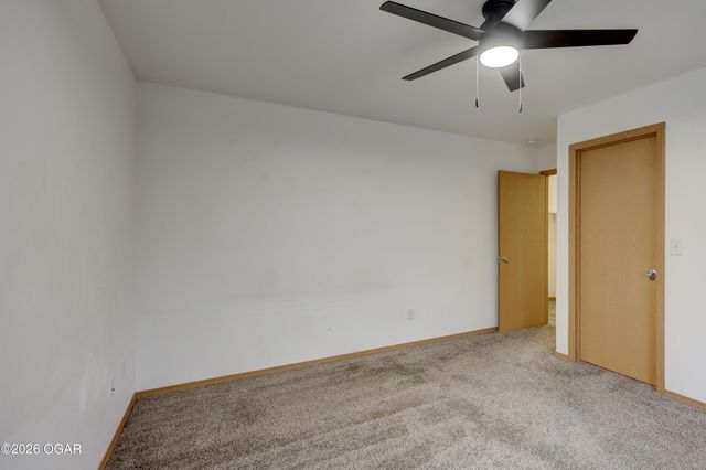 609 S Arch Street, Carterville, MO 64835