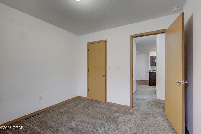 609 S Arch Street, Carterville, MO 64835