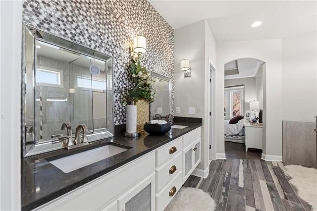 11512 S Iowa Street, Olathe, KS 66061