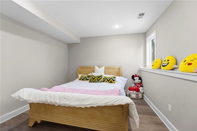 11512 S Iowa Street, Olathe, KS 66061