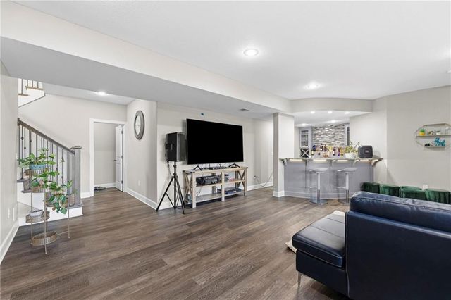 11512 S Iowa Street, Olathe, KS 66061