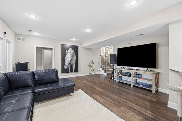 11512 S Iowa Street, Olathe, KS 66061