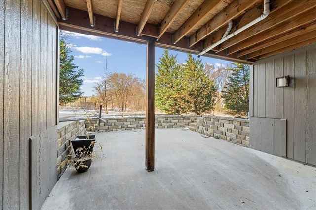 11512 S Iowa Street, Olathe, KS 66061