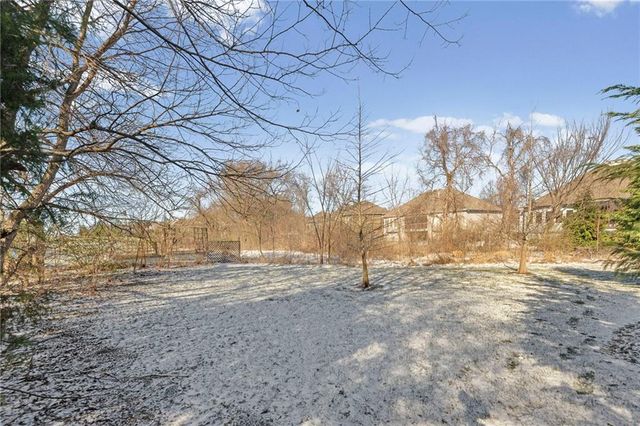 11512 S Iowa Street, Olathe, KS 66061