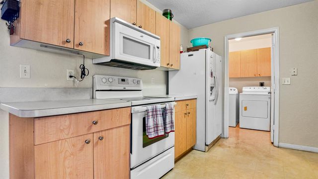 132 Mediterranean Boulevard N, Port St. Lucie, FL 34952
