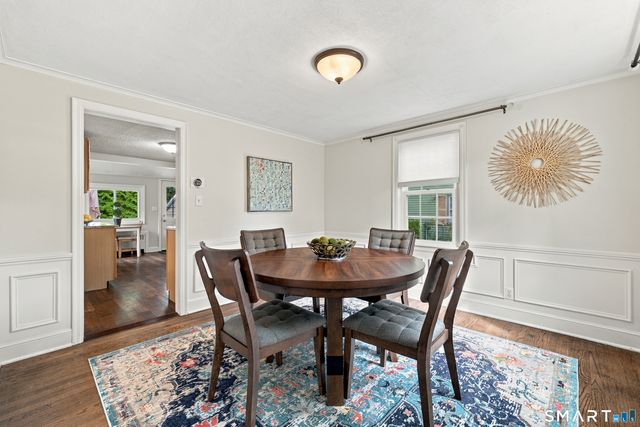 11 Farnham Road, West Hartford, CT 06119