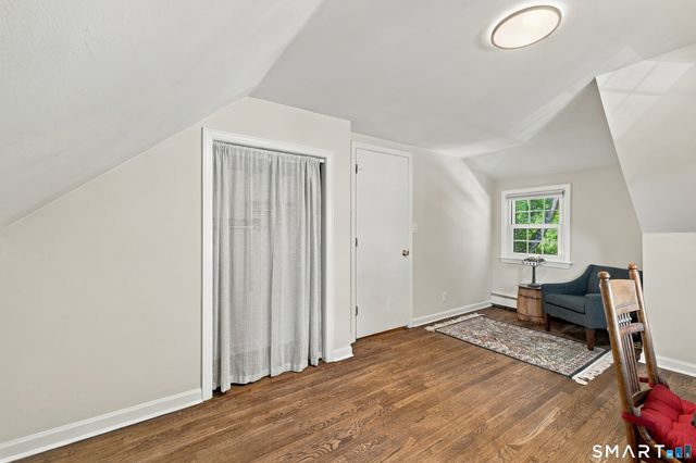 11 Farnham Road, West Hartford, CT 06119