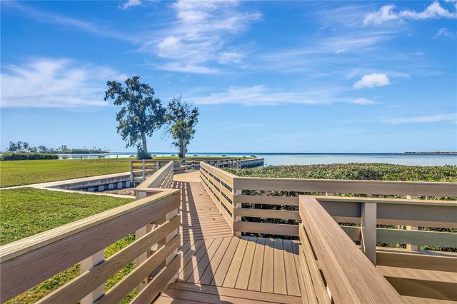 341 WINDRUSH LOOP 341, Tarpon Springs, FL 34689