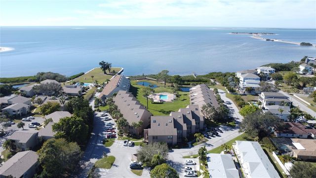 341 WINDRUSH LOOP 341, Tarpon Springs, FL 34689
