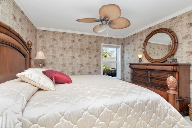 341 WINDRUSH LOOP 341, Tarpon Springs, FL 34689