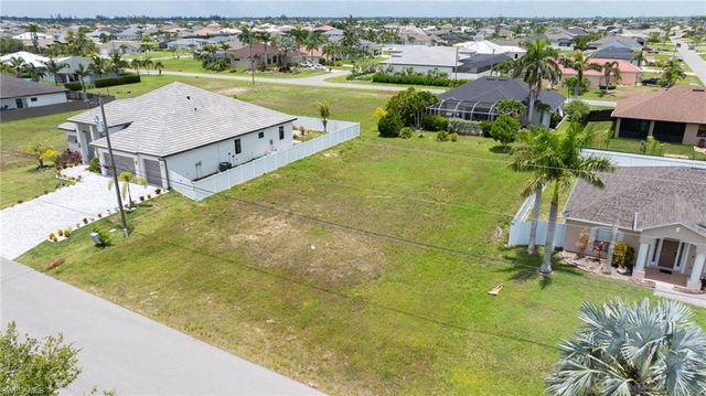 105 NW 35th PL, Cape Coral, FL 33993