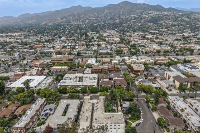 412 Burchett 17, Glendale, CA 91203